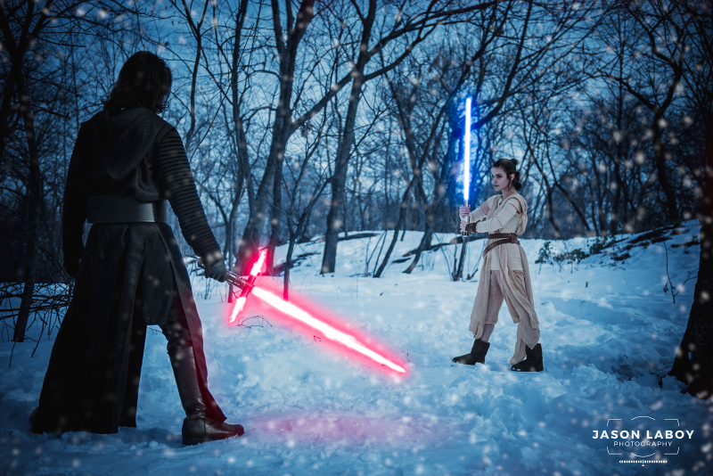 Illustration for article titled Absolutely Perfect Force Awakens Cosplay